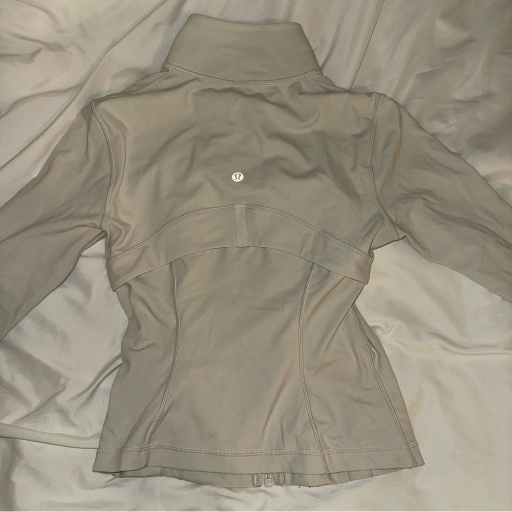 Lululemon cropped define jacket